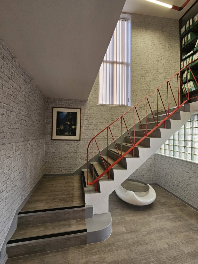 Interior designer for commercial offices